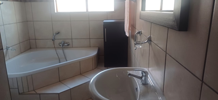 3 Bedroom Property for Sale in Vaalpark Free State